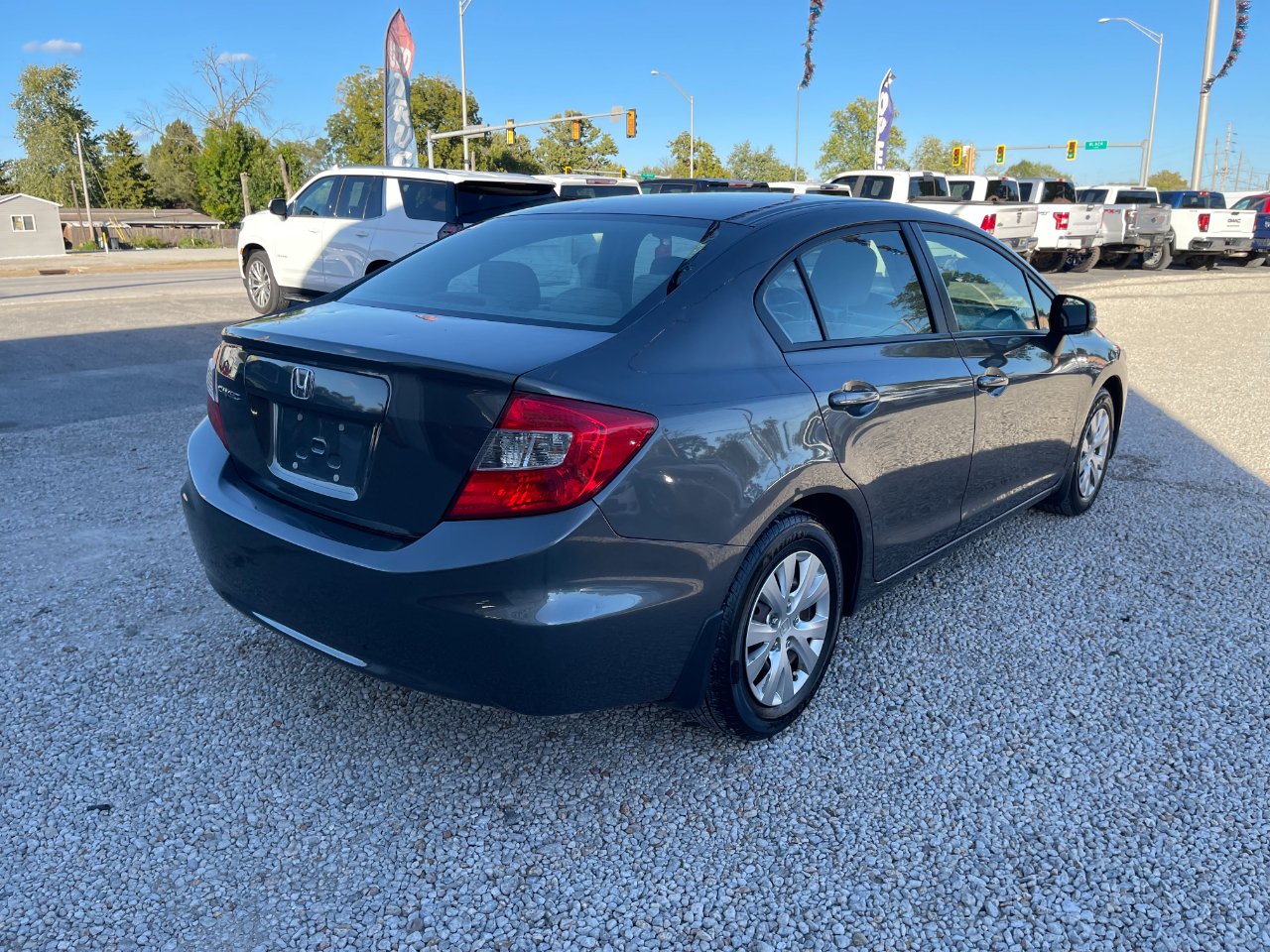 Honda Civic LX Sedan 5-Speed AT 2012 Honda Civic LX Sedan 5-Speed AT 2012