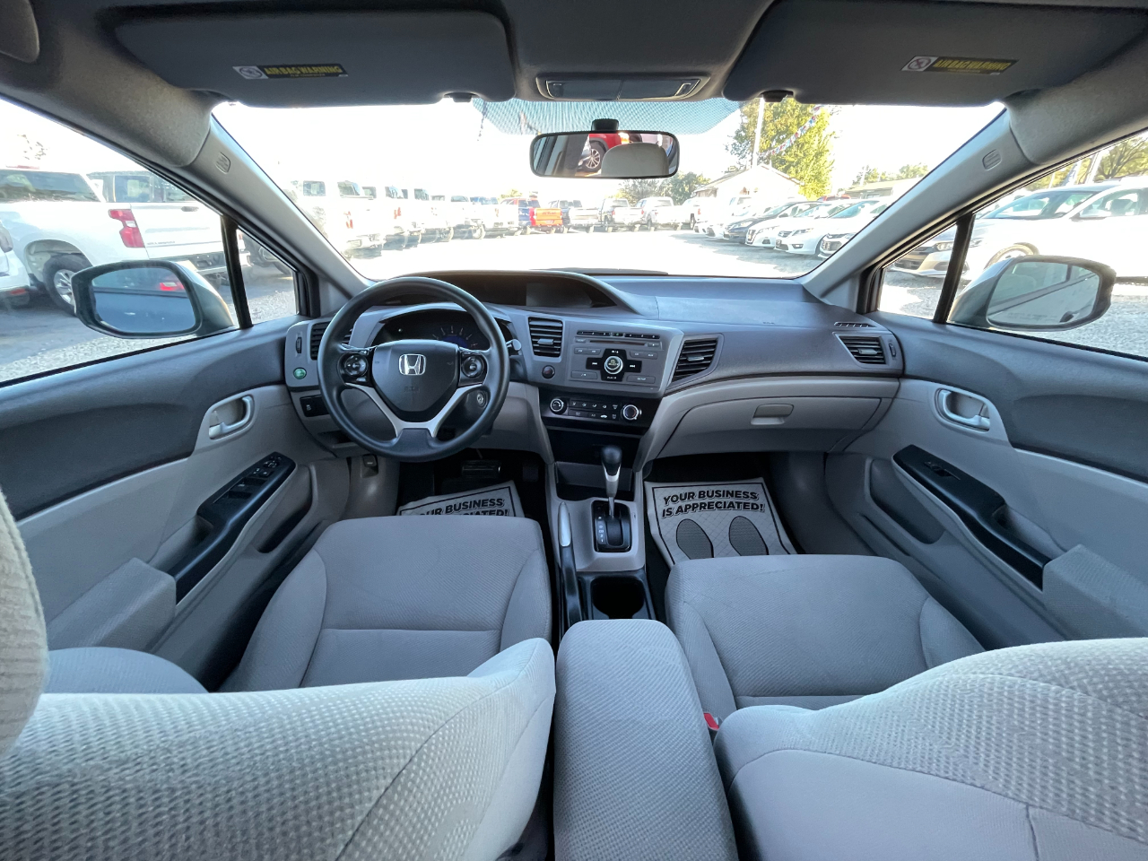 Honda Civic LX Sedan 5-Speed AT 2012 Honda Civic LX Sedan 5-Speed AT 2012