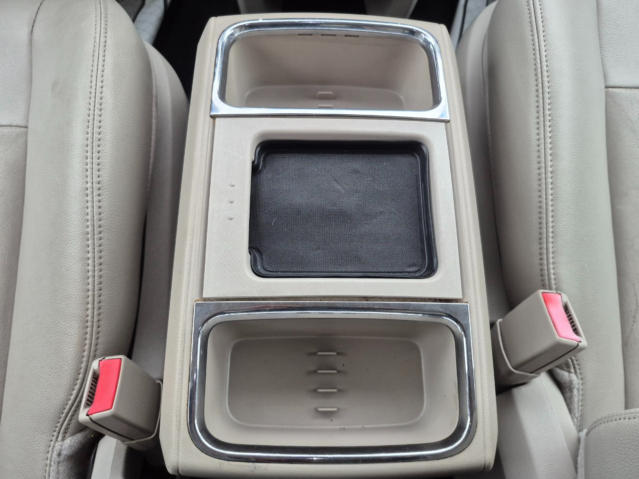 Chrysler Town & Country Touring 2013