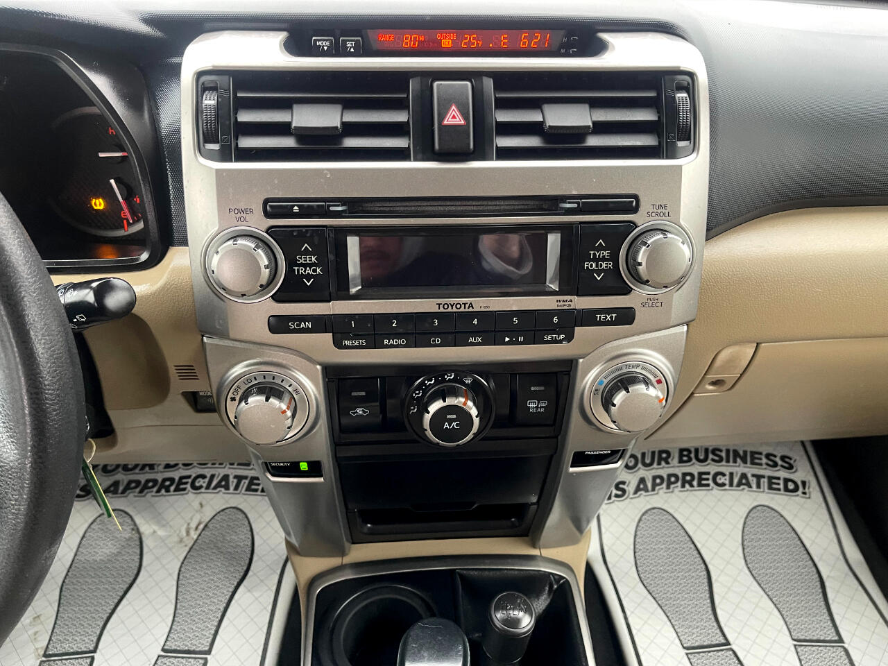 Toyota 4Runner SR5 4WD 2011