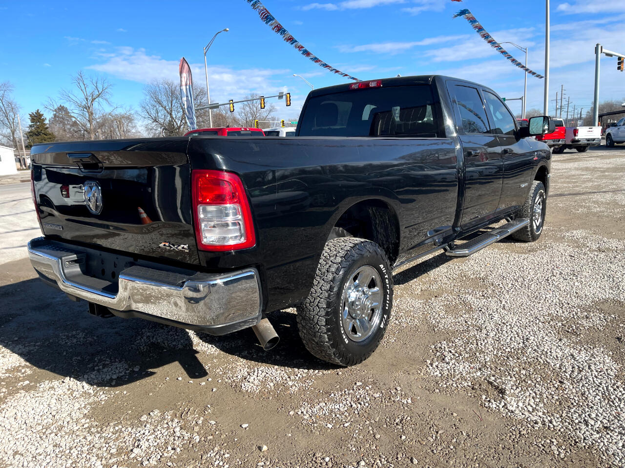 RAM 2500 Tradesman Crew Cab LWB 4WD 2021