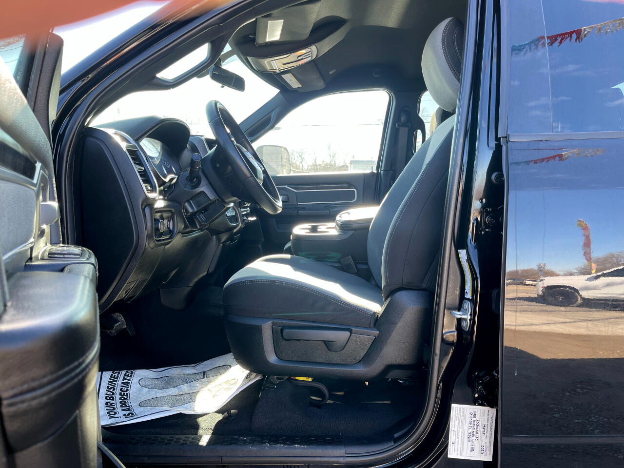 RAM 2500 Tradesman Crew Cab LWB 4WD 2021