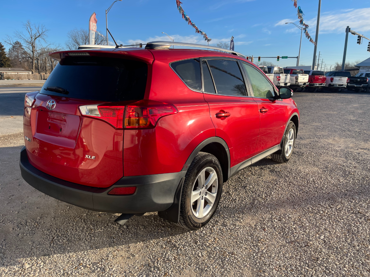Toyota RAV4 XLE FWD 2013