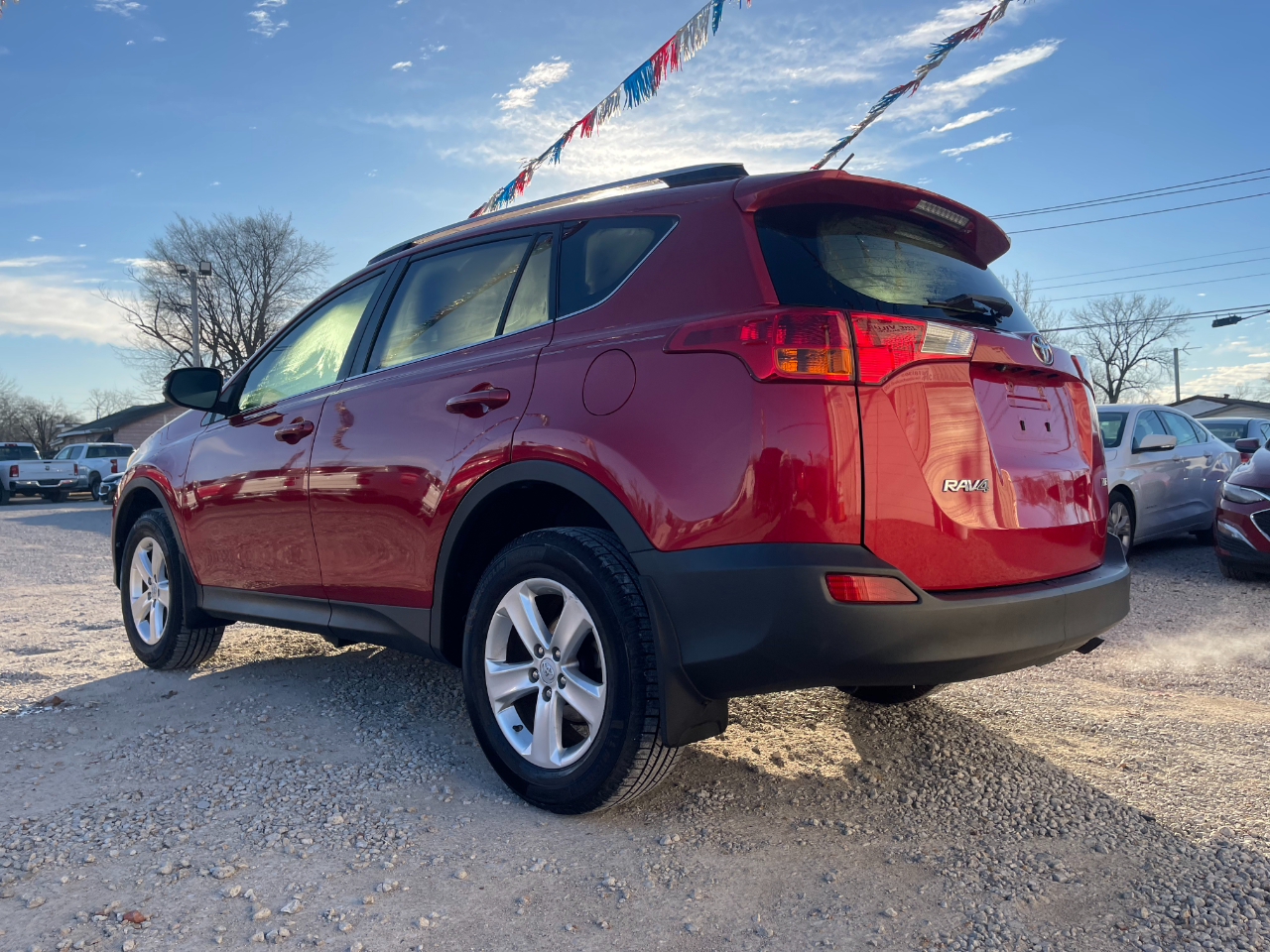 Toyota RAV4 XLE FWD 2013
