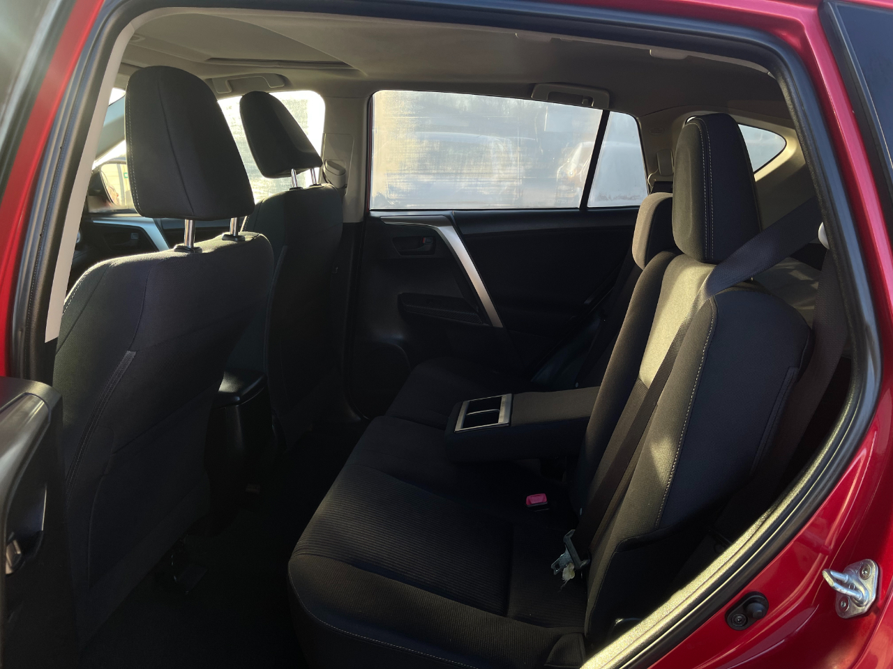 Toyota RAV4 XLE FWD 2013