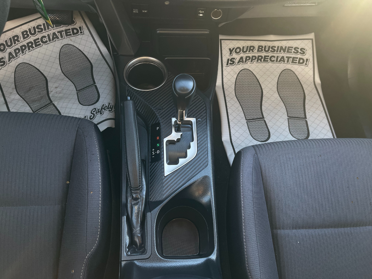 Toyota RAV4 XLE FWD 2013