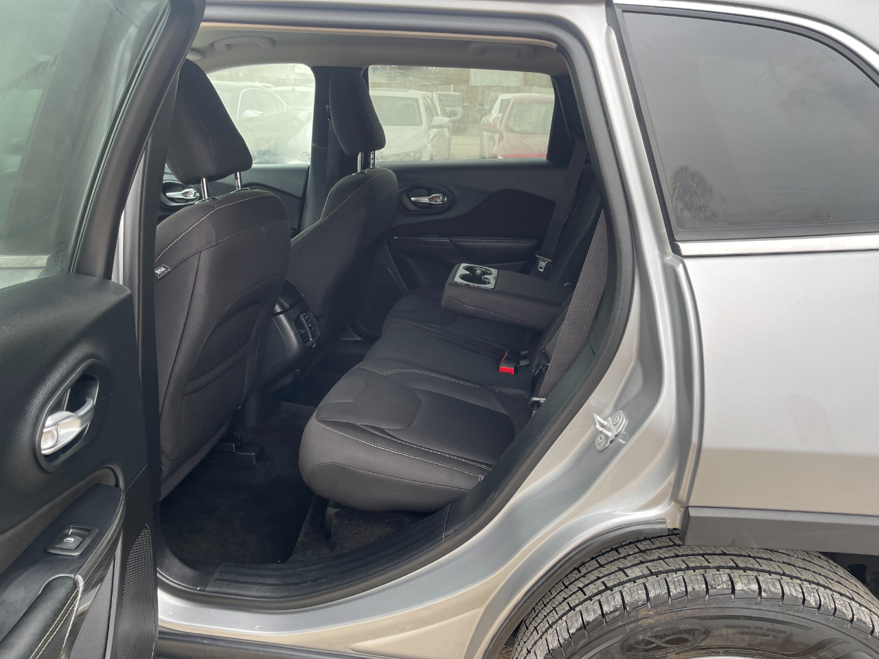 Jeep Cherokee Latitude 4WD 2015