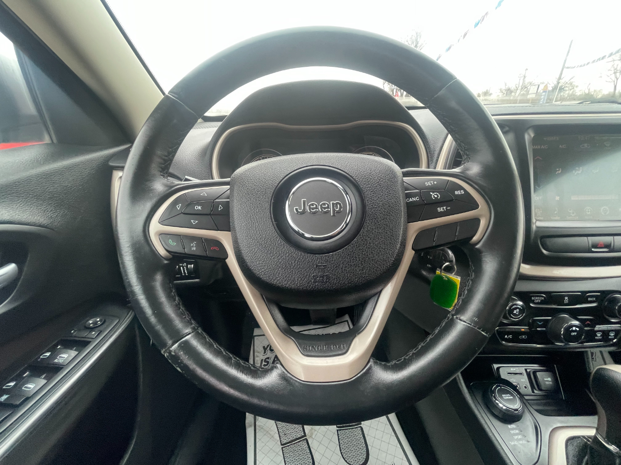 Jeep Cherokee Latitude 4WD 2015