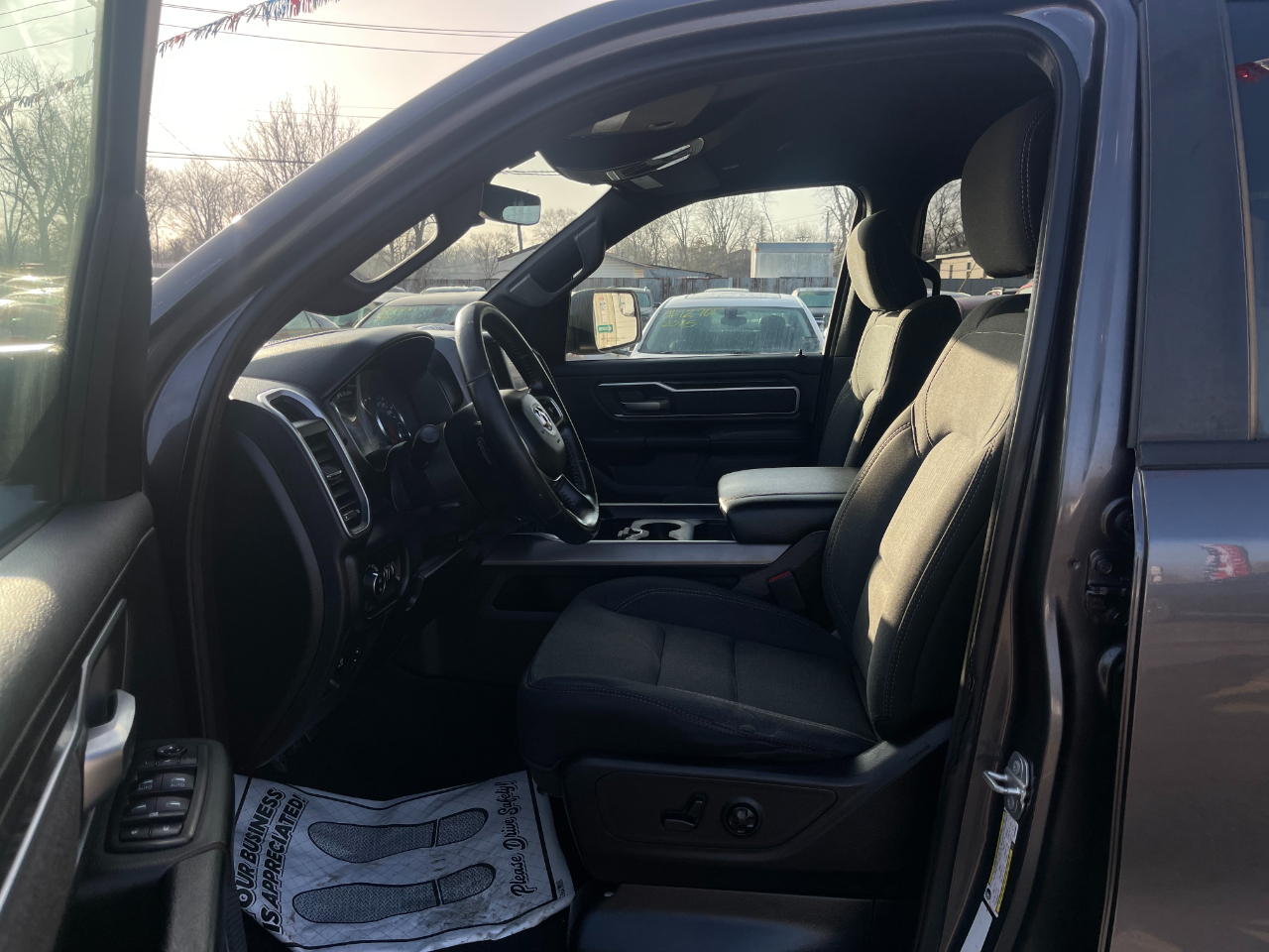 RAM 1500 Big Horn Quad Cab 4WD 2019