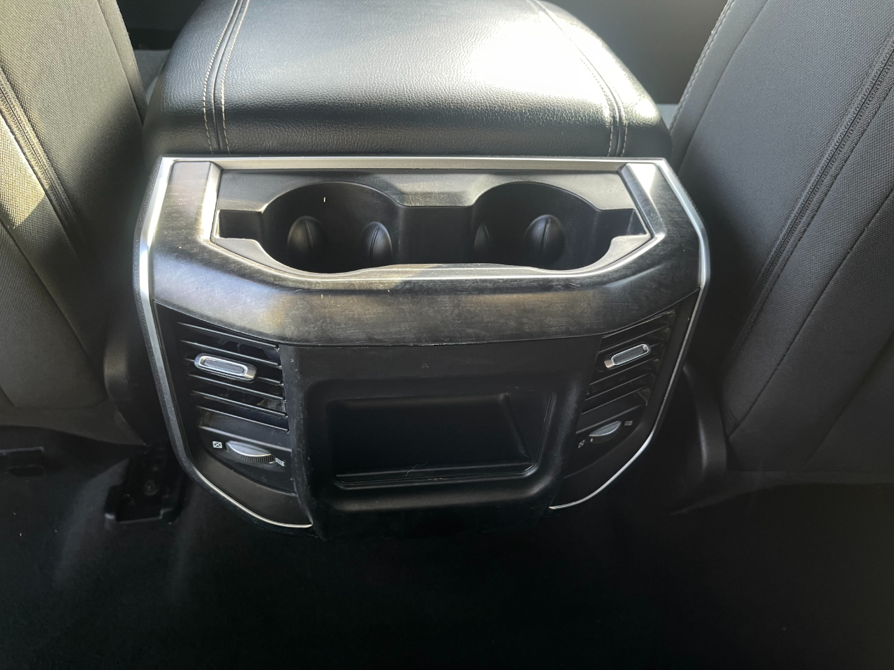 RAM 1500 Big Horn Quad Cab 4WD 2019