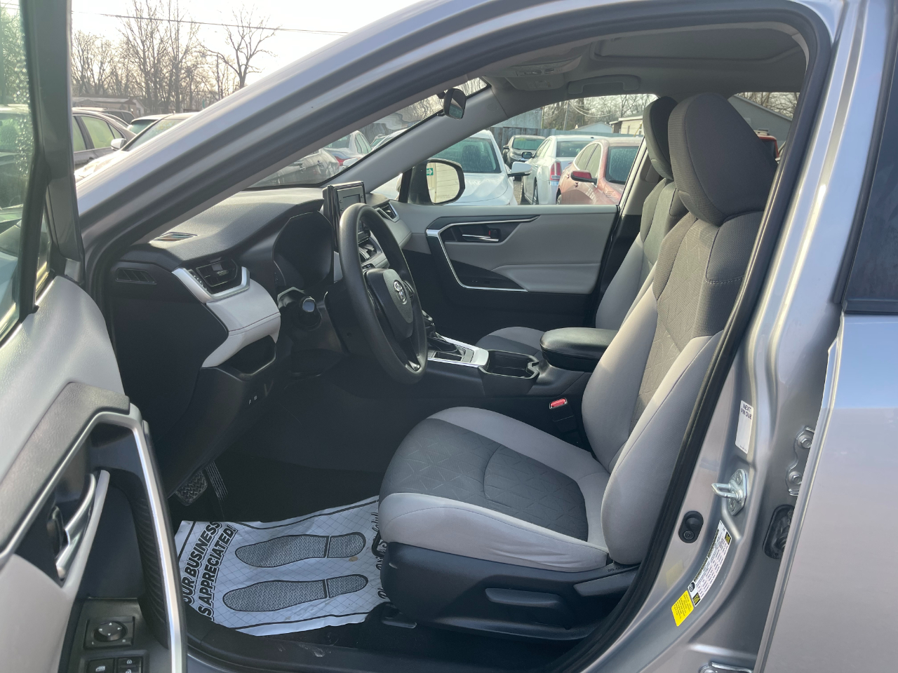 Toyota RAV4 XLE 2019