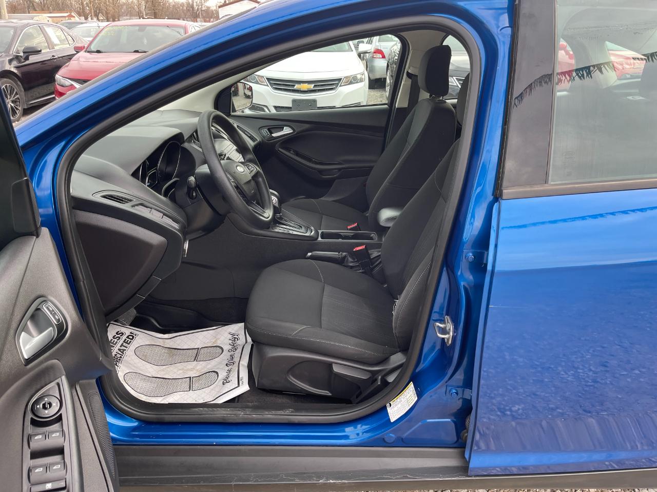 Ford Focus SE Sedan 2018