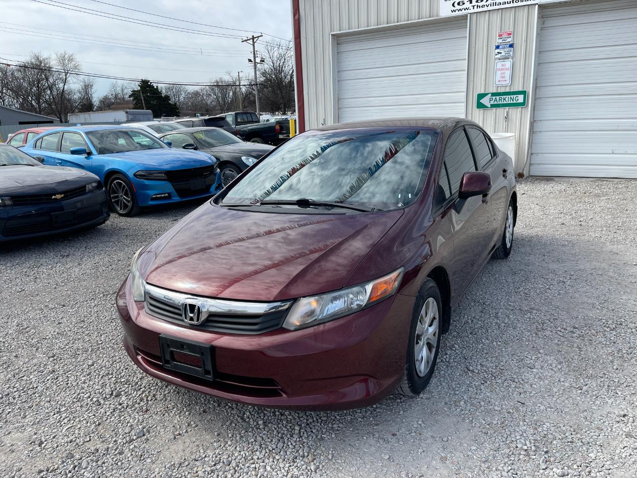 Honda Civic LX Sedan 5-Speed AT 2012