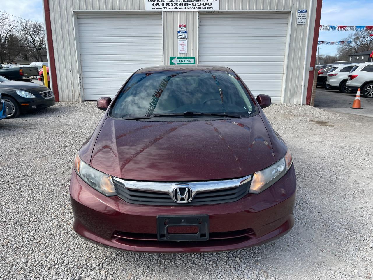 Honda Civic LX Sedan 5-Speed AT 2012