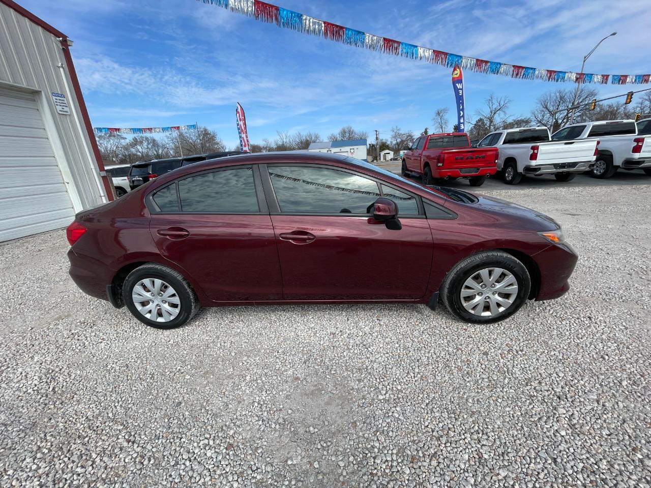 Honda Civic LX Sedan 5-Speed AT 2012