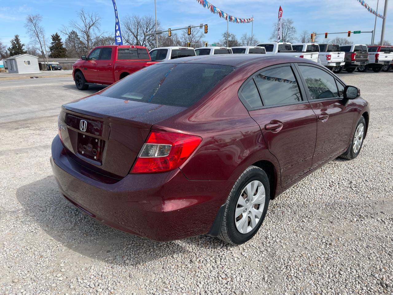 Honda Civic LX Sedan 5-Speed AT 2012