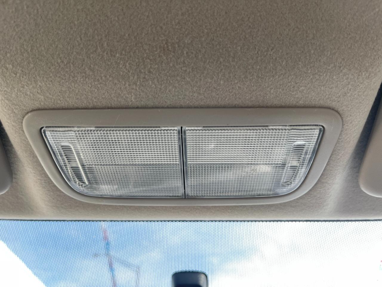 Honda Civic LX Sedan 5-Speed AT 2012