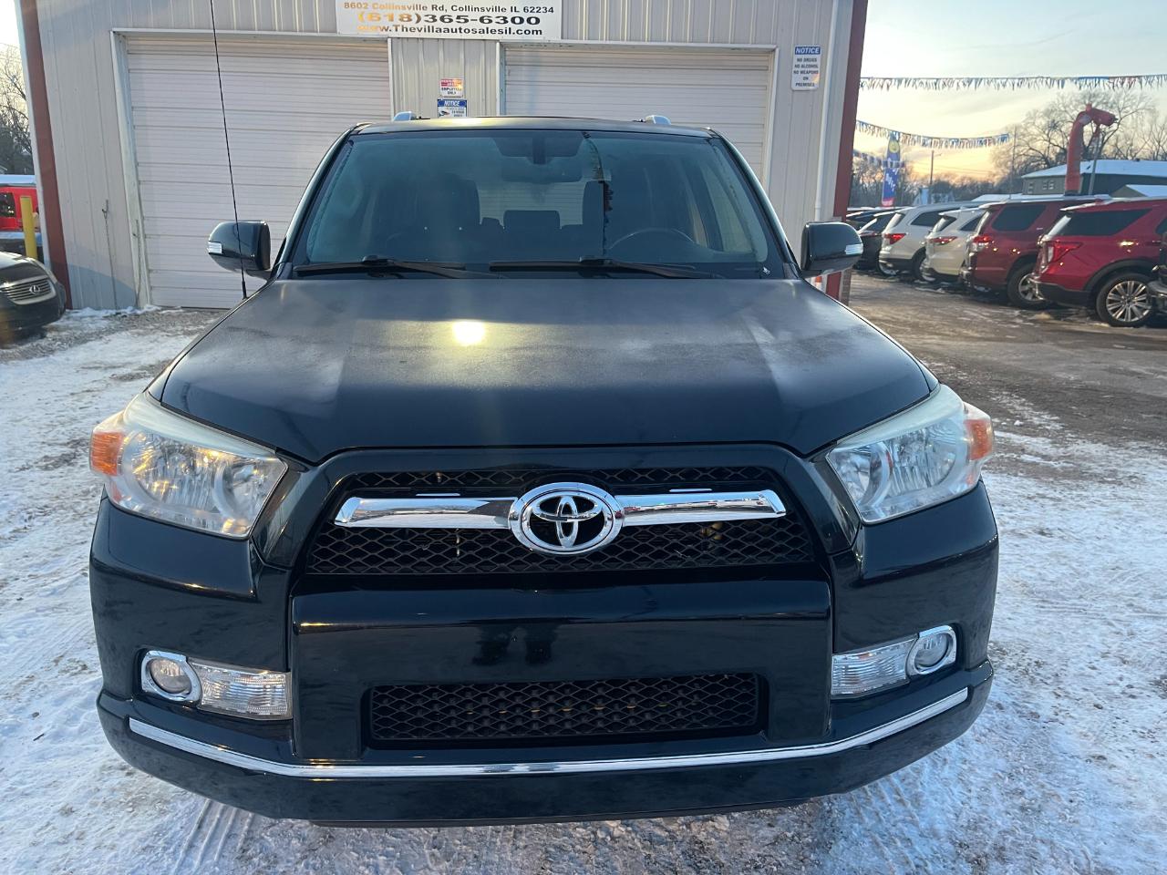Toyota 4Runner SR5 2WD 2013