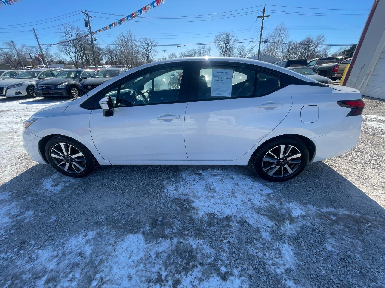 Nissan Versa SV 2021