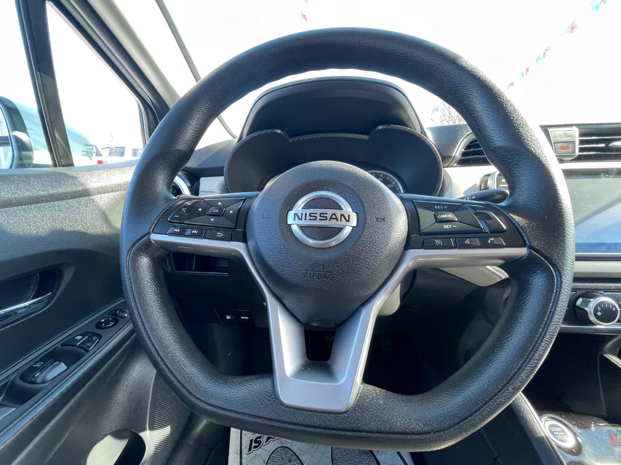 Nissan Versa SV 2021