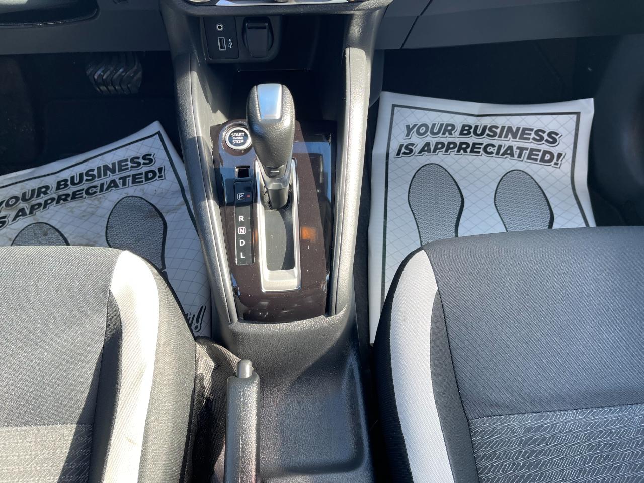 Nissan Versa SV 2021