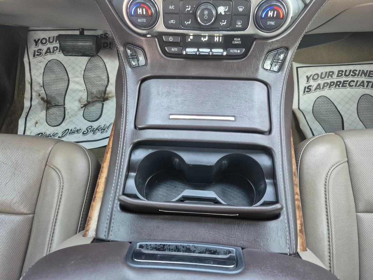 Chevrolet Tahoe LTZ 4WD 2015