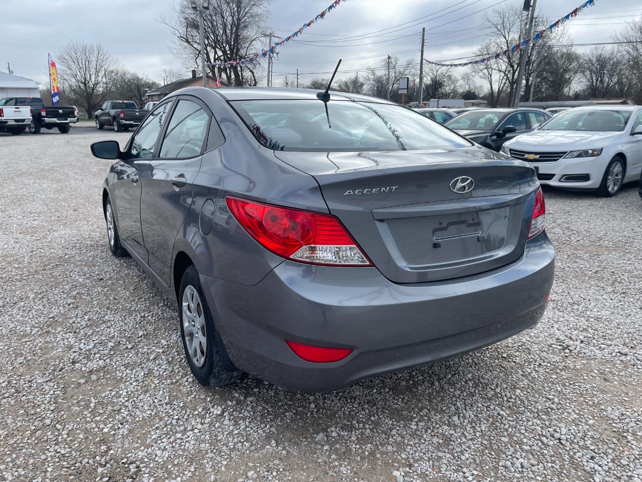 Hyundai Accent GLS 4-Door 2013