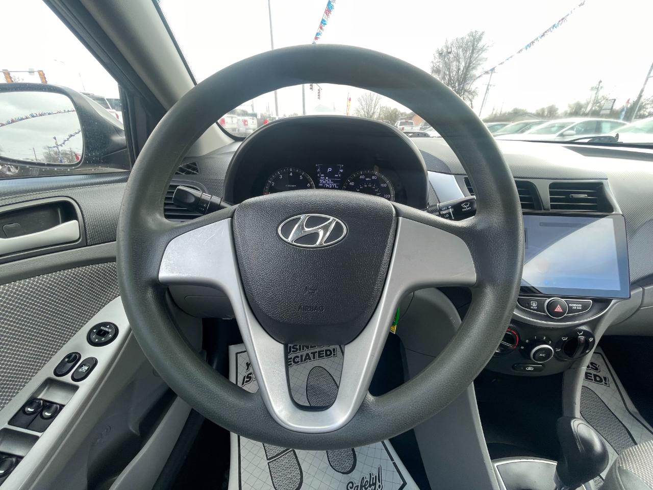 Hyundai Accent GLS 4-Door 2013