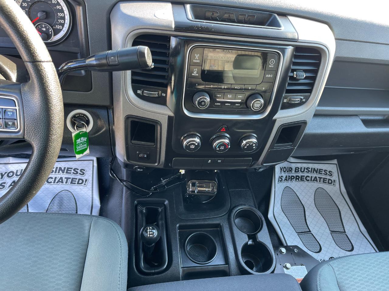 RAM 2500 Tradesman Regular Cab 4WD 2015