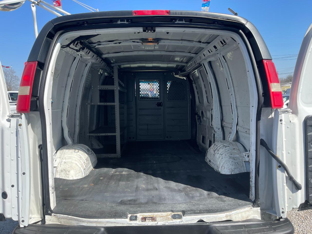 Chevrolet Express 2500 Cargo 2010