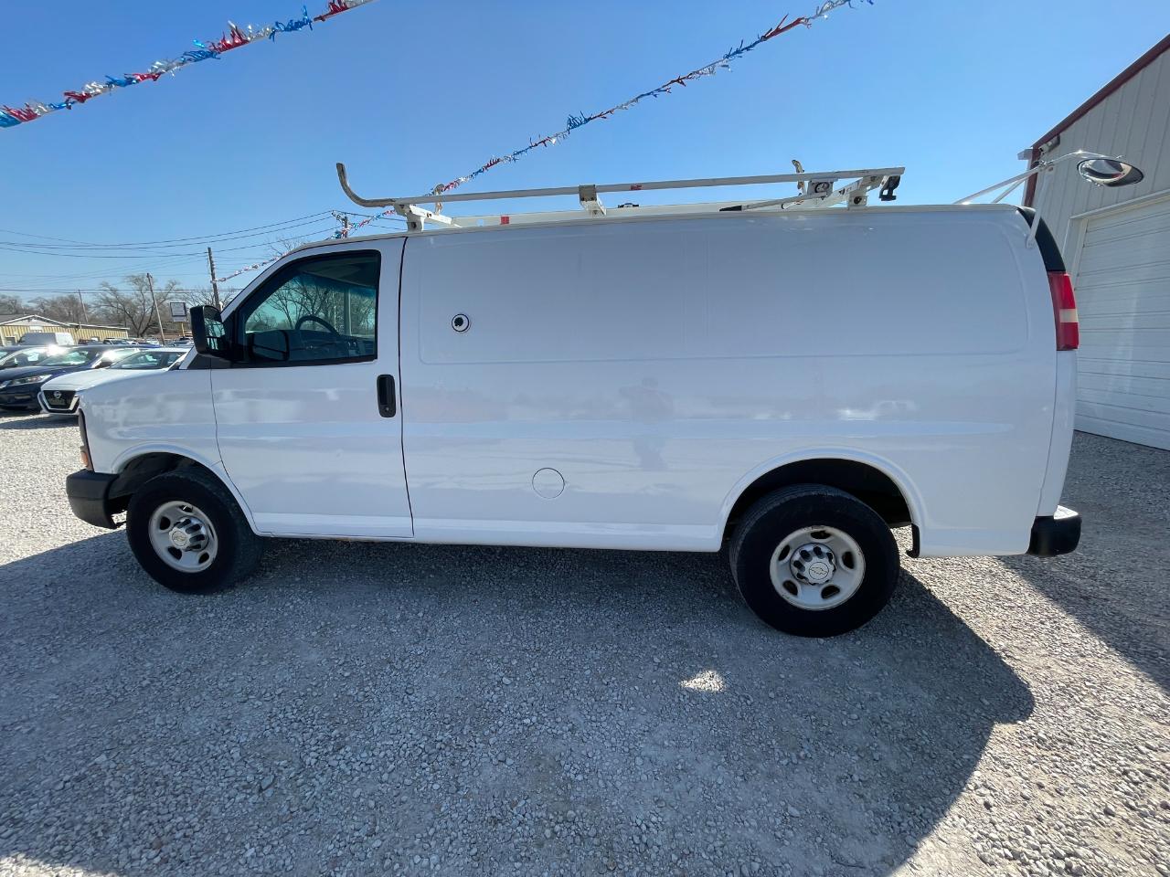 Chevrolet Express 2500 Cargo 2010
