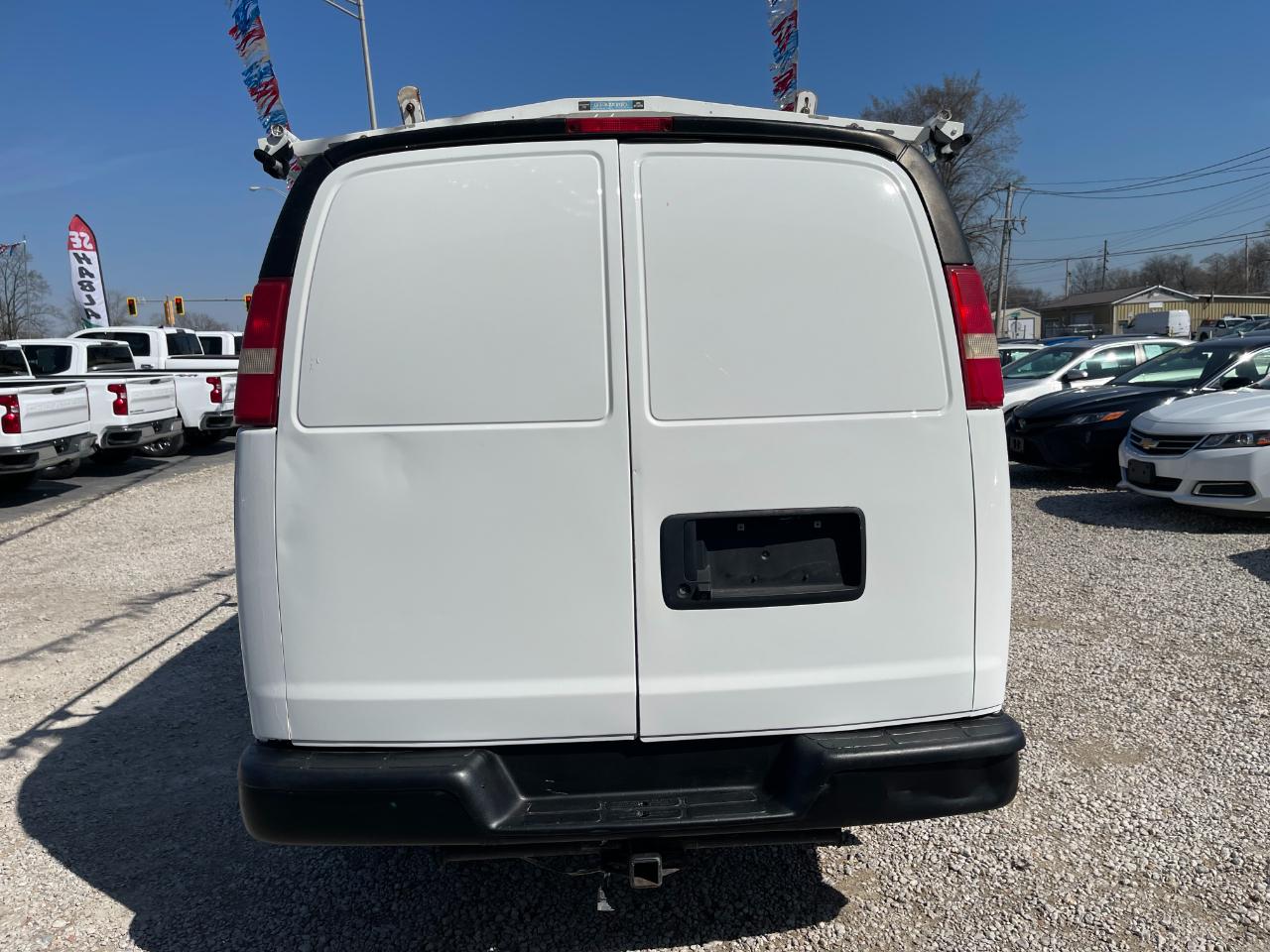Chevrolet Express 2500 Cargo 2011