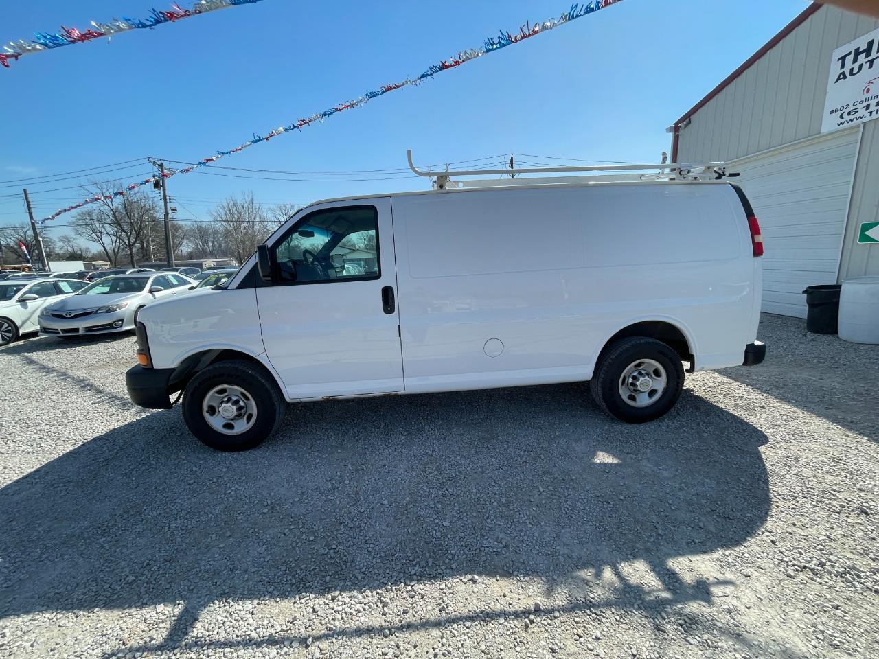 Chevrolet Express 2500 Cargo 2011