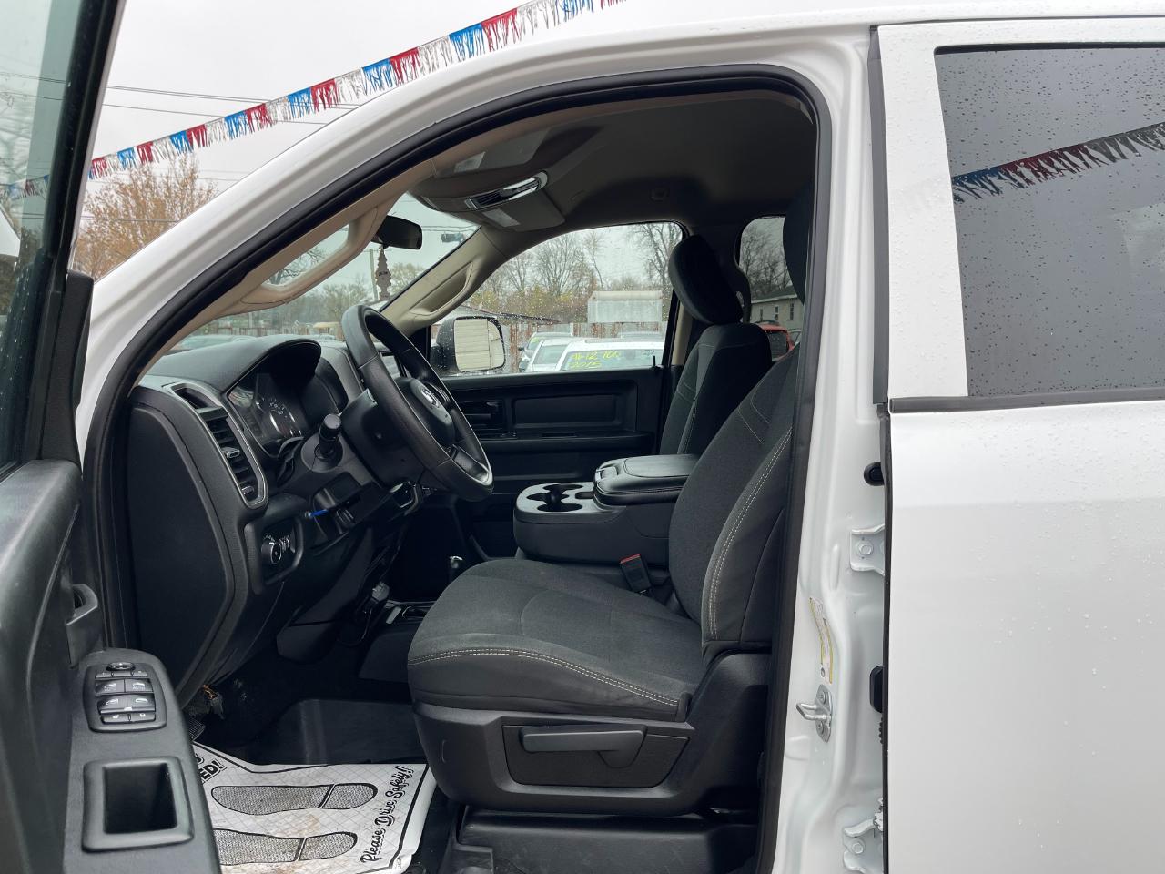 RAM 2500 Tradesman Crew Cab SWB 4WD 2020