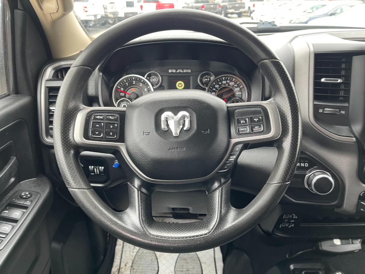 RAM 2500 Tradesman Crew Cab SWB 4WD 2020