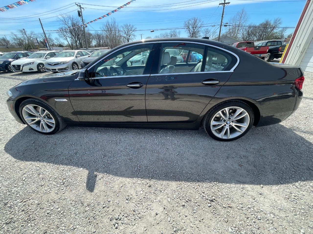 BMW 5-Series 535i xDrive 2016