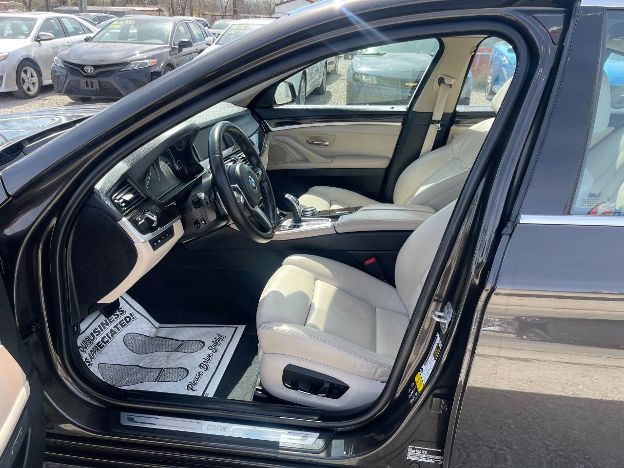 BMW 5-Series 535i xDrive 2016