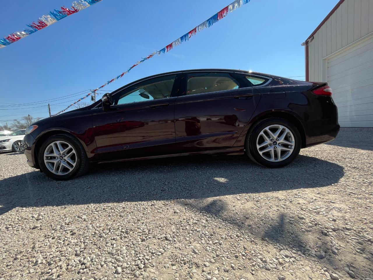 Ford Fusion SE 2013