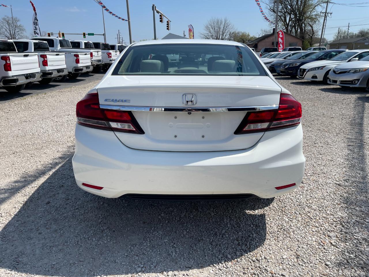 Honda Civic LX Sedan 5-Speed MT 2014