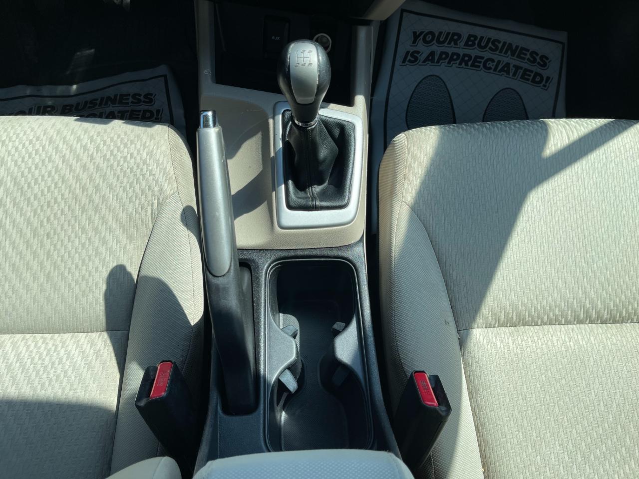 Honda Civic LX Sedan 5-Speed MT 2014