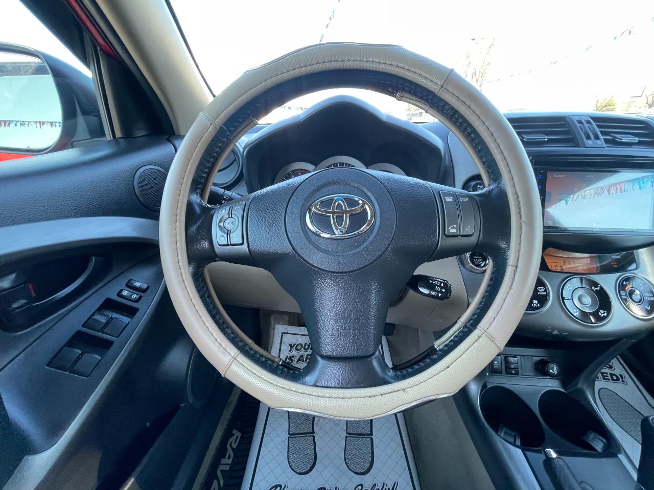 Toyota RAV4 Limited V6 4WD 2010