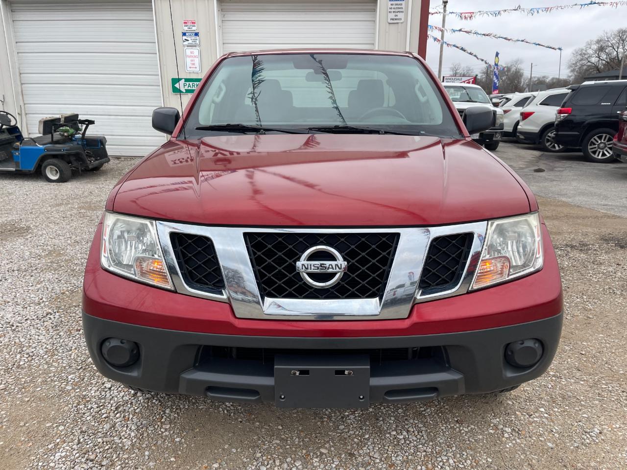 Nissan Frontier SV King Cab I4 5MT 2WD 2016