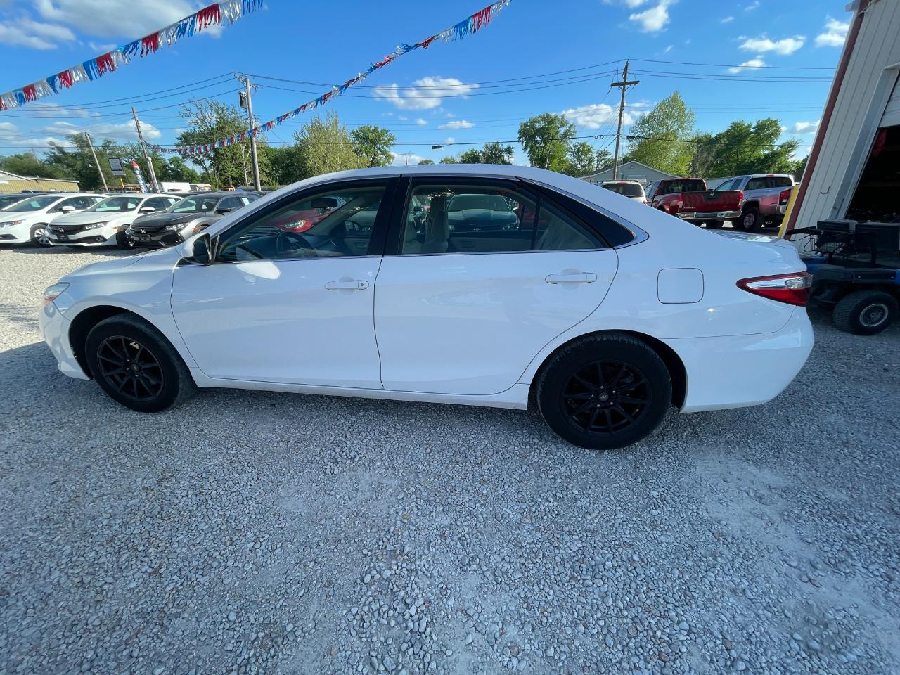 Toyota Camry XLE 2016