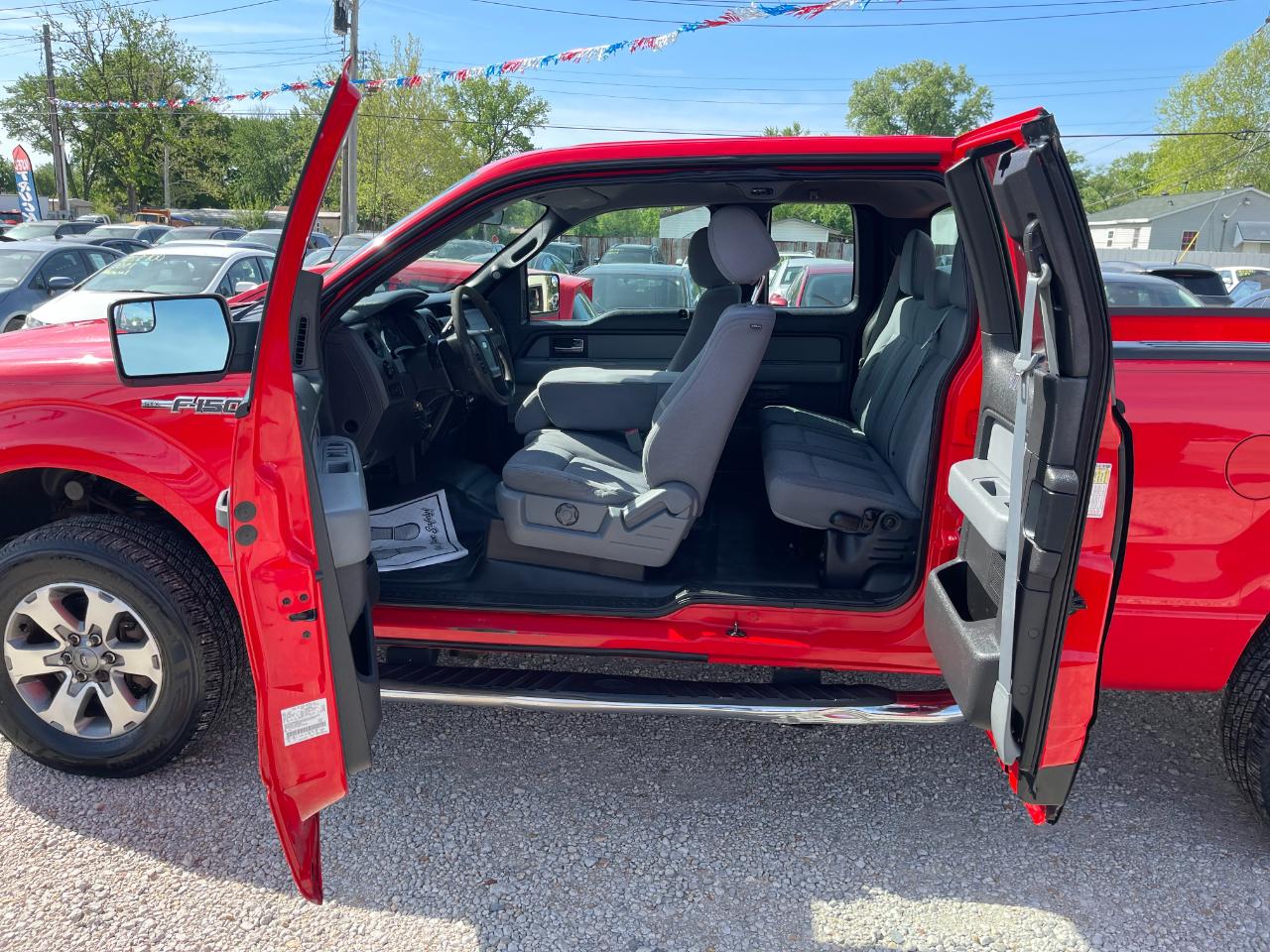 Ford F-150 XLT SuperCab 8-ft. Bed 4WD 2013