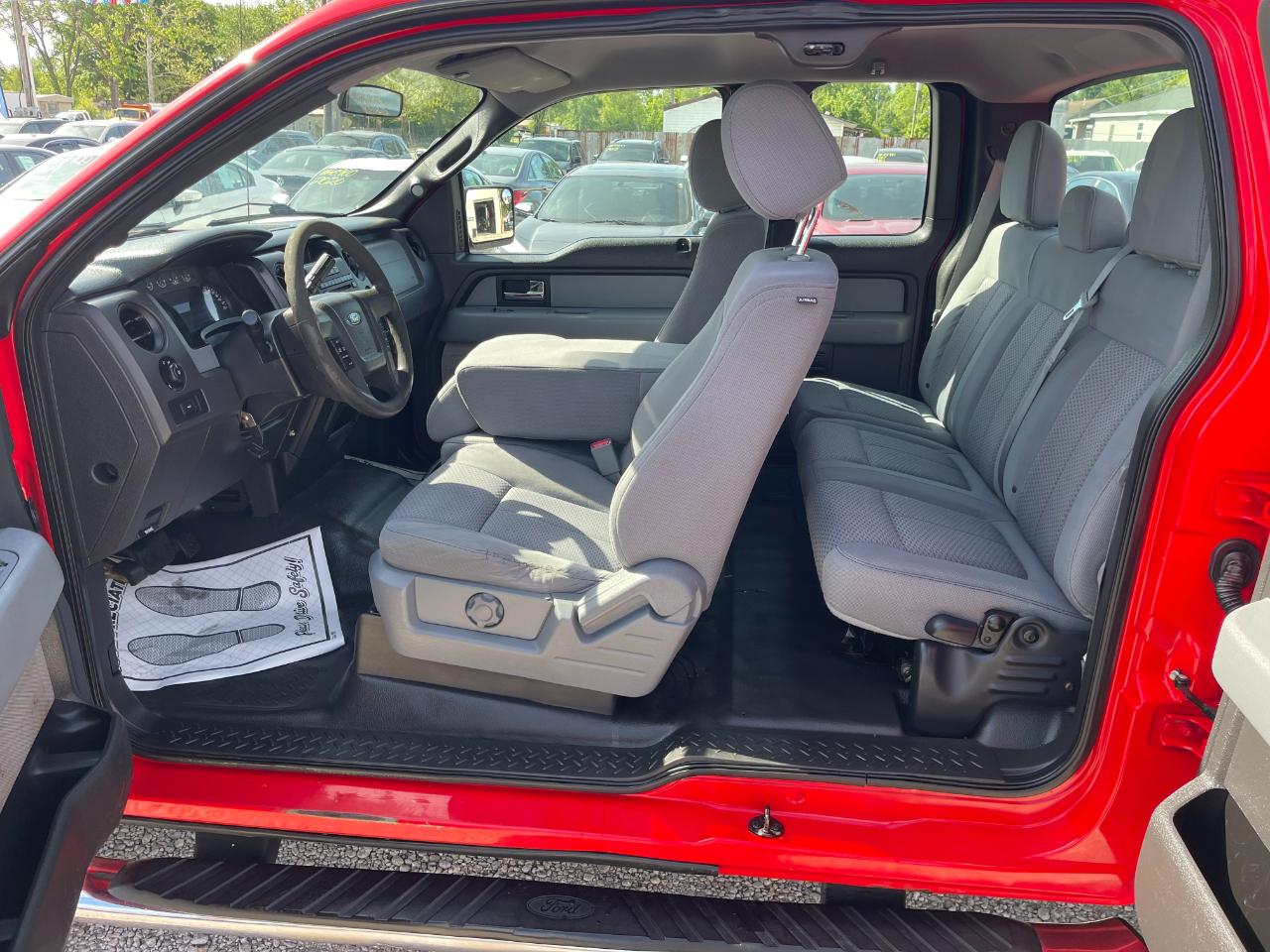 Ford F-150 XLT SuperCab 8-ft. Bed 4WD 2013