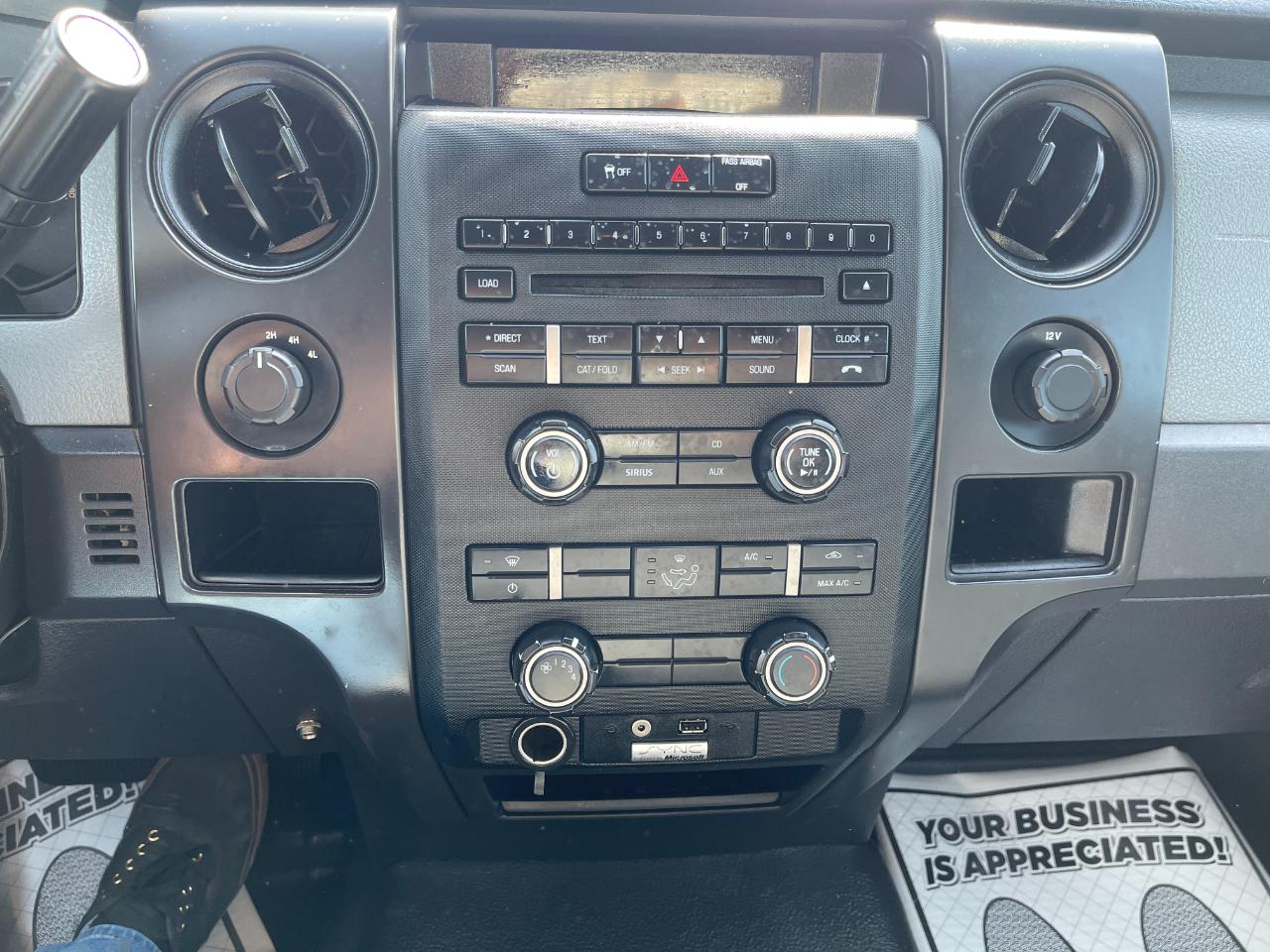 Ford F-150 XLT SuperCab 8-ft. Bed 4WD 2013