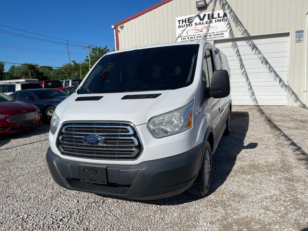 Ford Transit 150 Wagon Low Roof XL w/Sliding Pass. 130-in. WB 2015