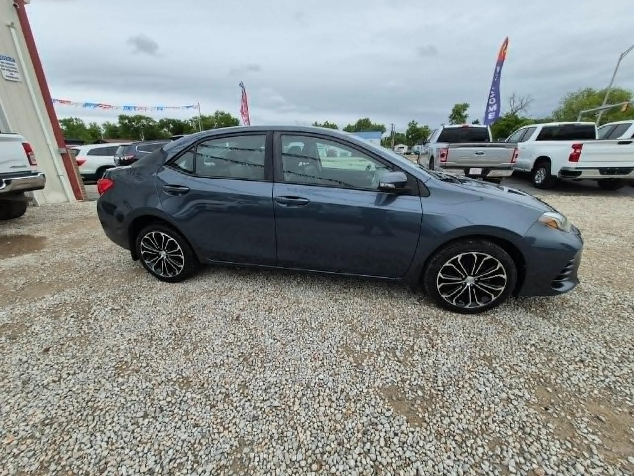 Toyota Corolla LE CVT 2017