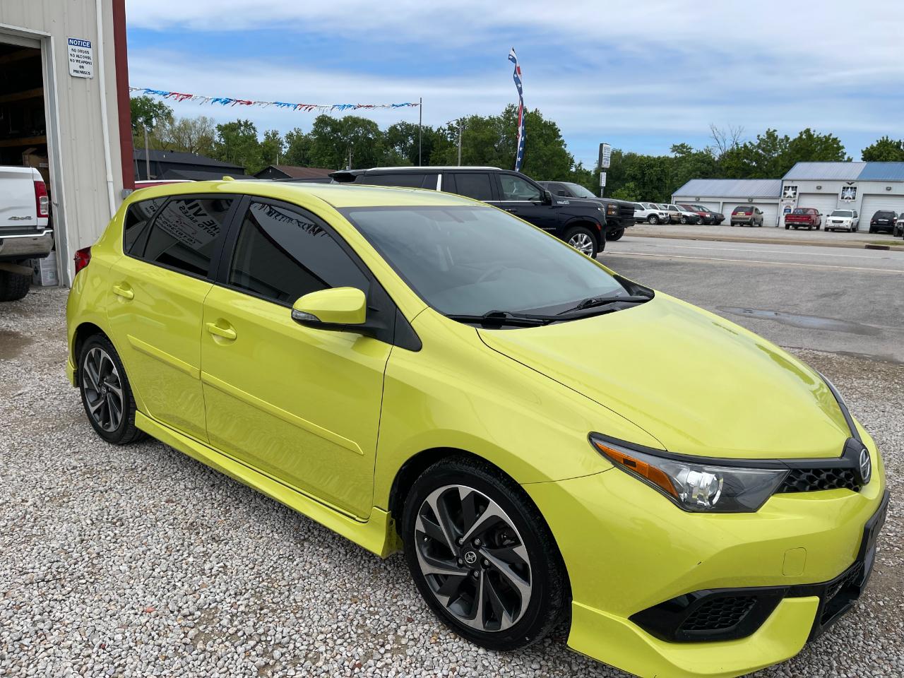 Scion iM 6M 2016