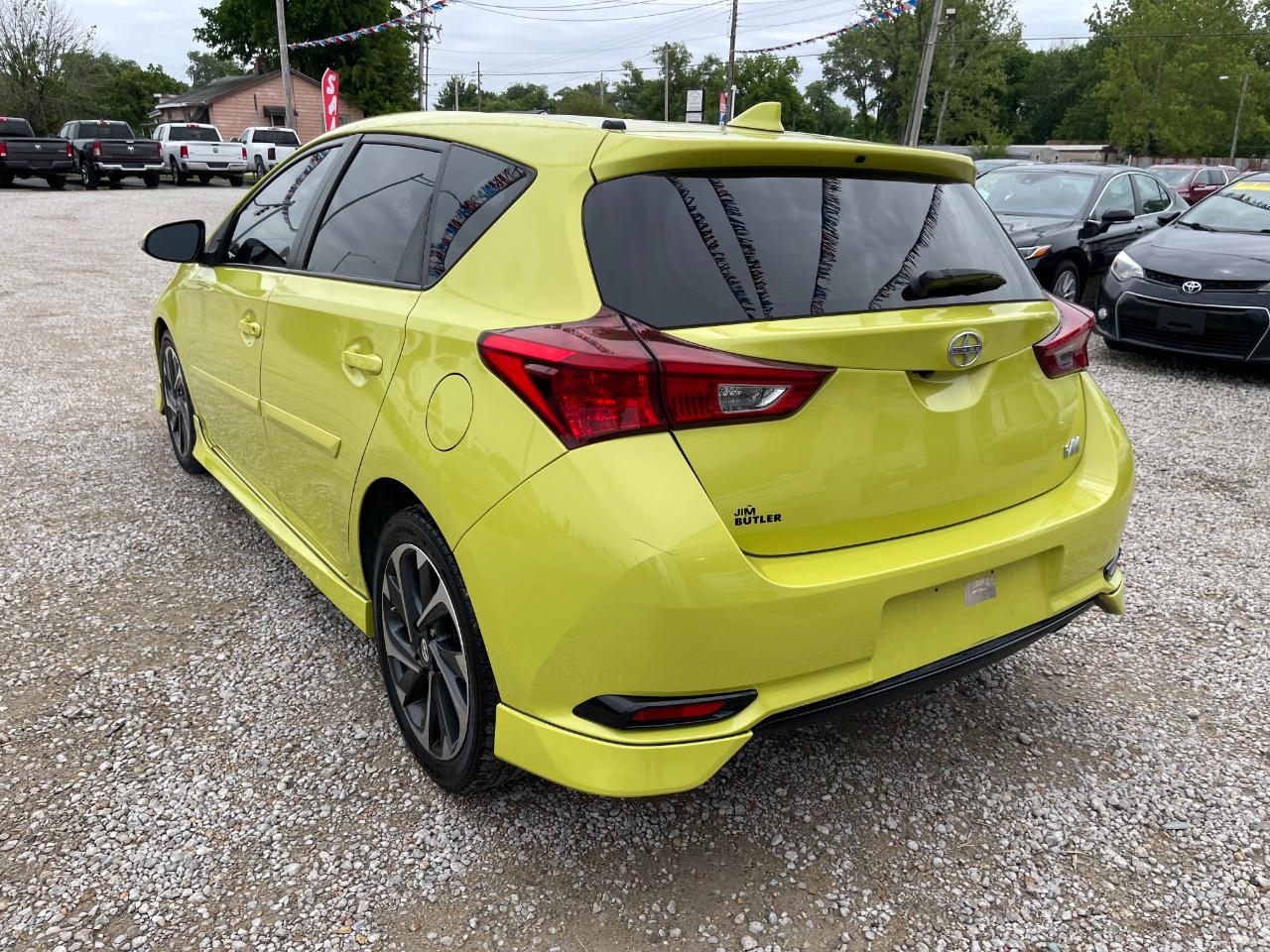 Scion iM 6M 2016
